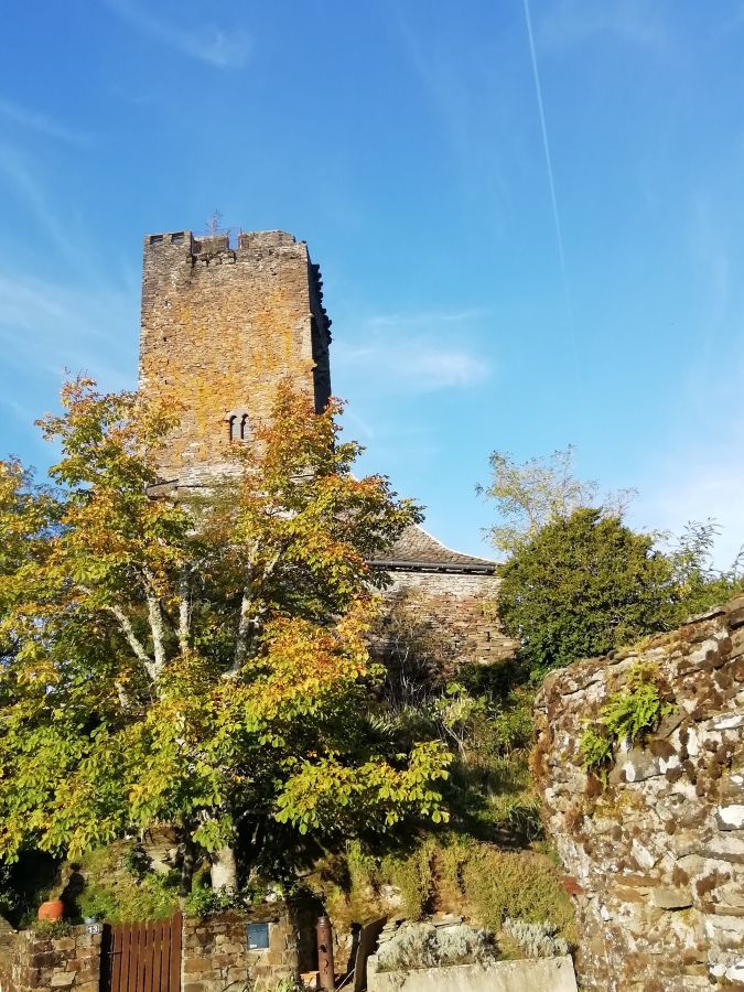 Tour château Valon Aveyron